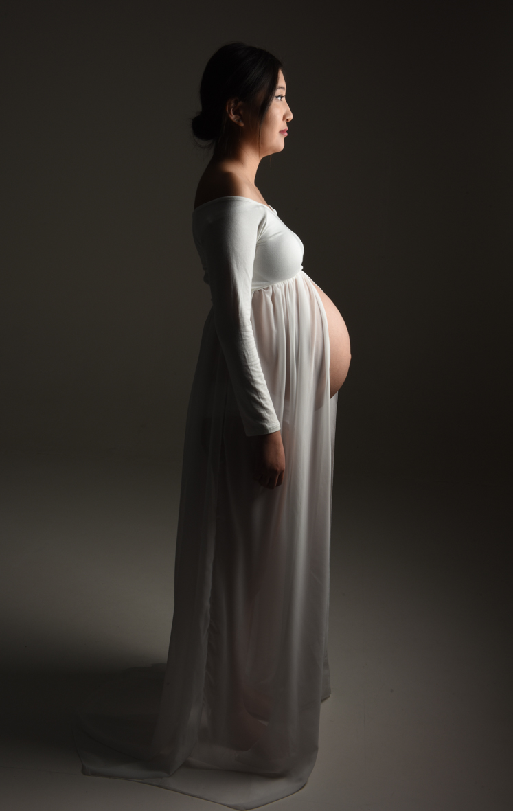 Newborn- en zwangerschapsfotografie in de studio bij Fotostudio Smitz in Eeklo