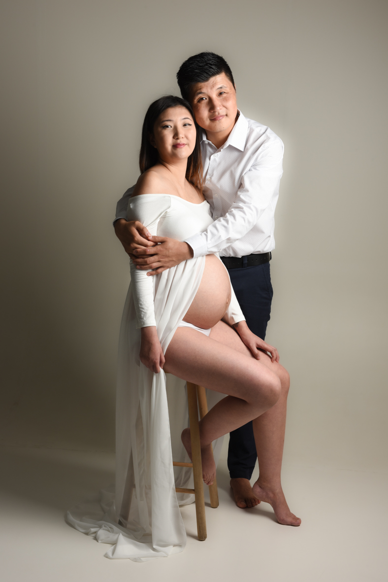 Newborn- en zwangerschapsfotografie in de studio bij Fotostudio Smitz in Eeklo