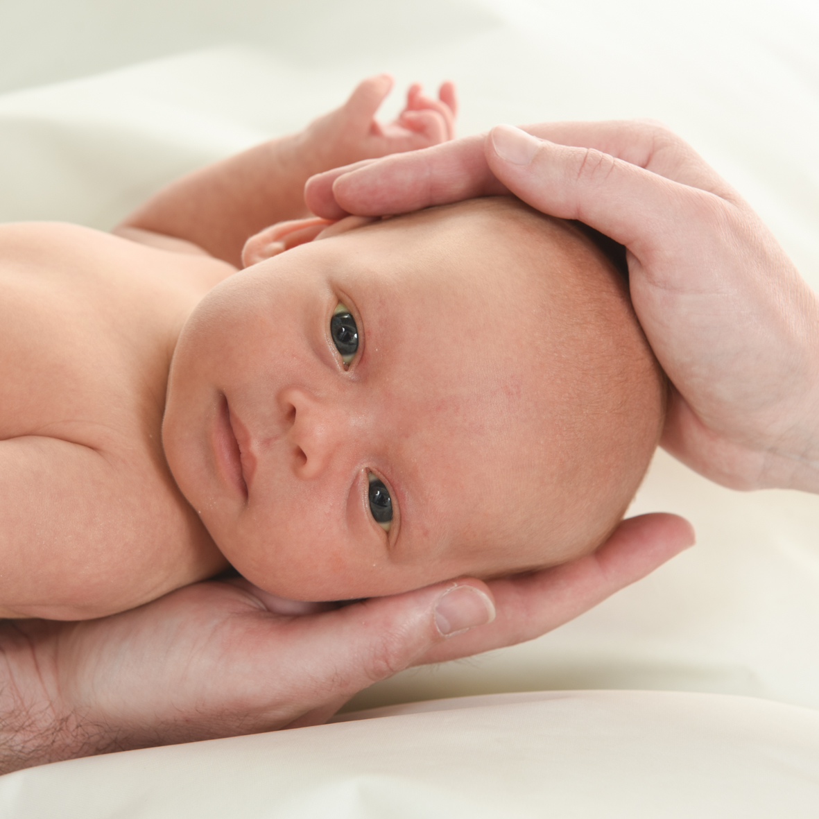 Newborn- en zwangerschapsfotografie in de studio bij Fotostudio Smitz in Eeklo